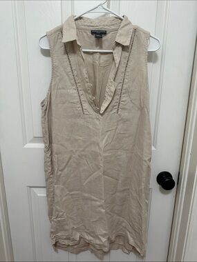 0150 Chelsea & Theodore Sleeveless V-Neck Midi Dress in Beige linen size medium